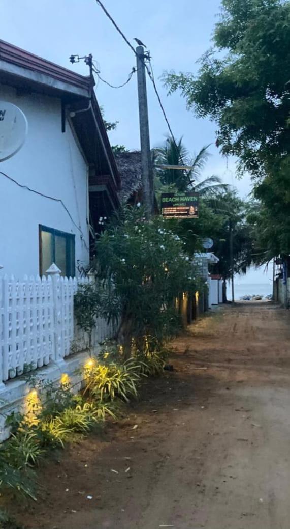 Ceylon Beach Haven Uppuveli Trincomalee Luaran gambar